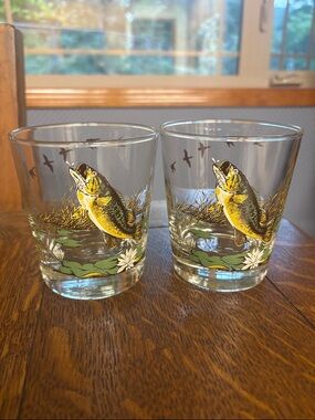 2 Vintage Barware LARGE MOUTH BASS Lowball Glass 4" Tall Libbey Sportsman Series